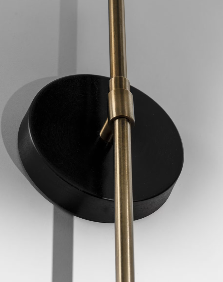 Pryia Wall Lamp