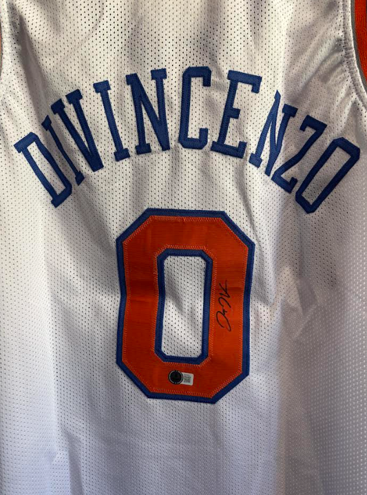 NBA New York Knicks Donte Divincenzo Signed Jersey with COA